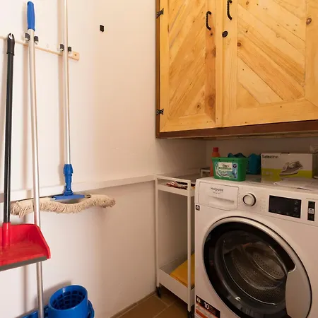 Cozy W/ Sea View, Free Parking & Ac * Carvoeiro (Lagoa)