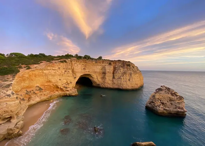 Cozy W/ Sea View, Free Parking & Ac * Carvoeiro (Lagoa)